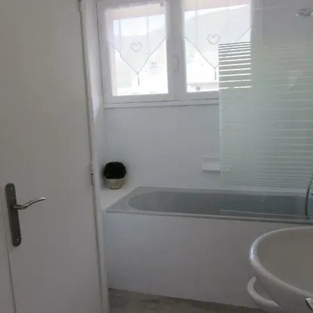 T2 Bis Luchon アパート